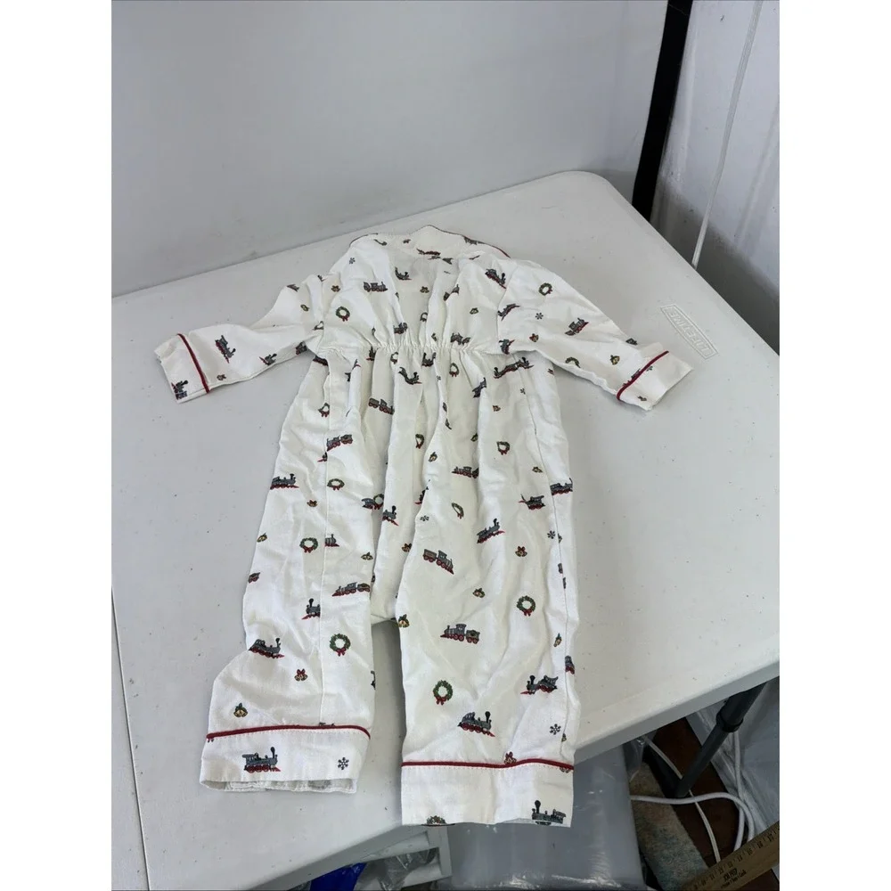 Petite Plume Artic Express Christmas Cambridge One-Piece Pajamas Size 6/12 Mnth